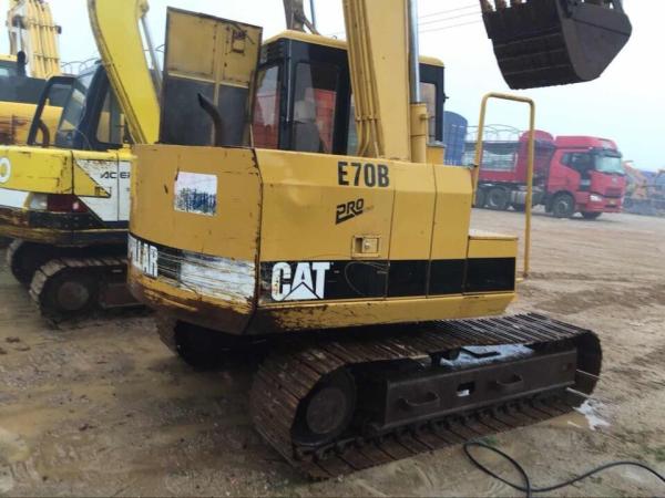 Caterpillar Used Japanese Excavator CAT 70B, Excavator with caterpillar engine
