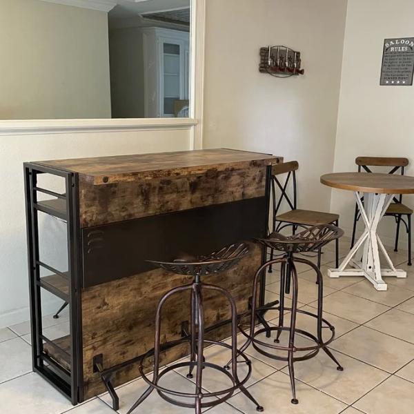 Modern Design Style Cabinet for Wine and Liquor Display in Living Room Organization