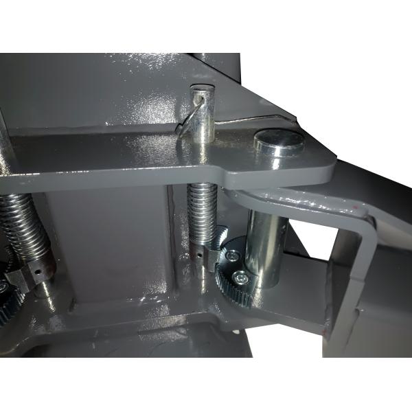 Xingyihang Two Post Car Lift YH-B4000 Double Cylinder Hydraulic Lift for Auto Repair