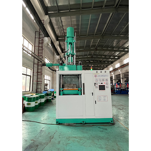 Full Automatic Energy-Saving Silicone Injection Molding Machine For Making The