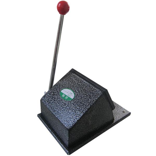 Machine de découpe sous pression de carte d'identité en plastique CR80 86x54MM pour une longue durée de vie