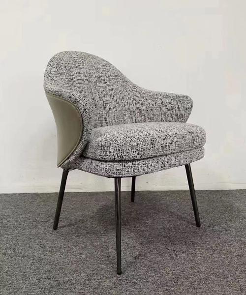 Luxury Modern Upholstered Lounge Chair Customized