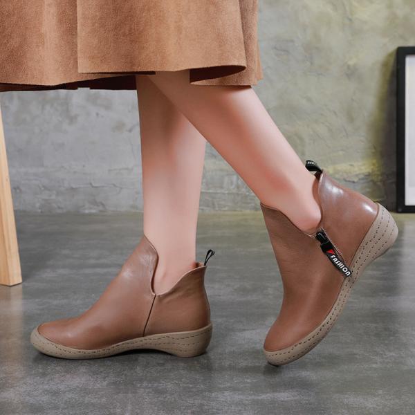 S076 2019 autumn and winter new small leather shoes women's mid-heel retro handmade leather zipper wedge women's single