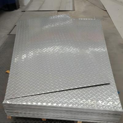 Marine Grade 5052 H32 Aluminium Checker Plate Two Bars Pattern Embossing For Truck Box