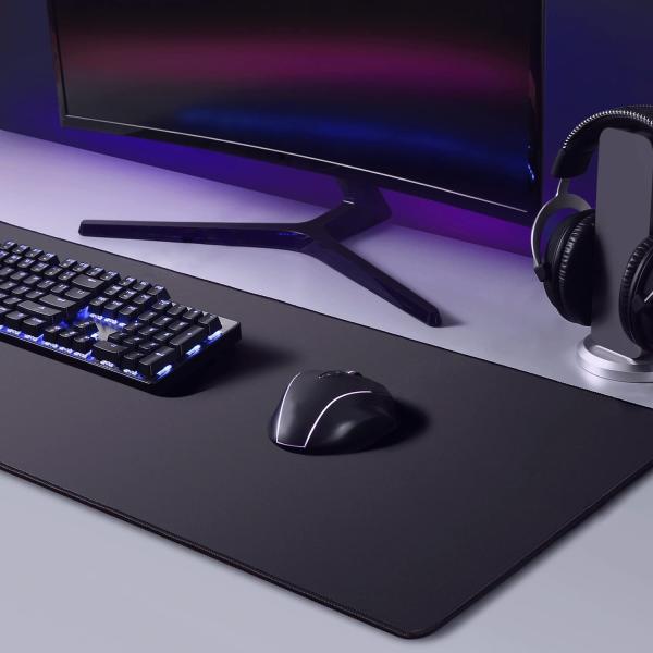 Professional Gaming Style Top Players Mouse Pad 450x450mm Micro Glass Beads Desk Mat