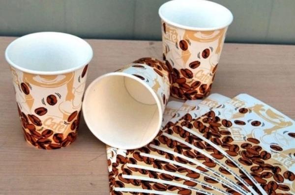 High Gram Material Paper Tea Cup Making Machine 380V 50HZ 10KW Tea And Ice Cream Cup Hot/Cold Drink Cup Making Machine