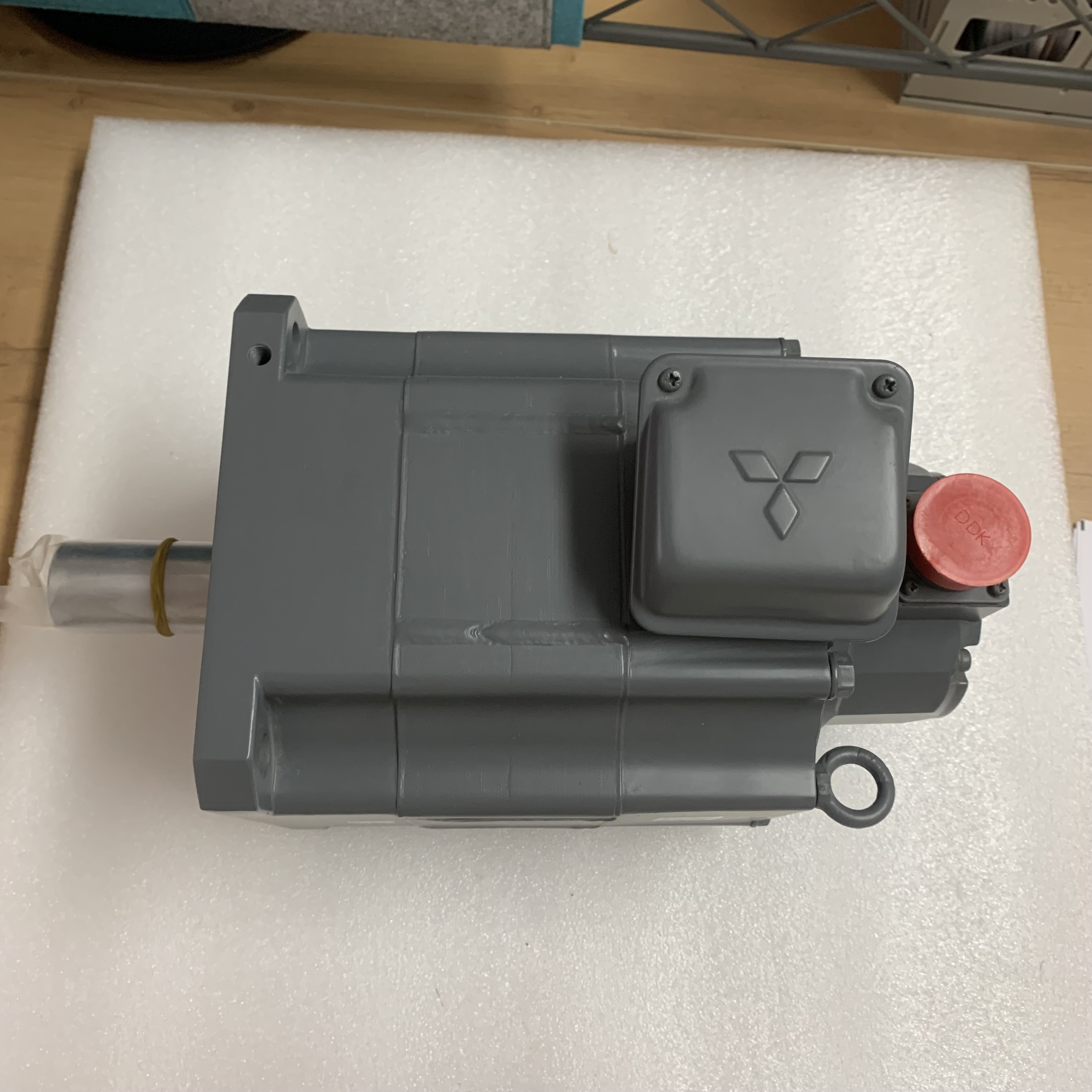 Мотор сервопривода AC Мицубиси HA-SH202 3 KW 125 v УЧАСТКА 2 2000 RPM 11 IP65 ЦЕНА CIF НОВАЯ И ПЕРВОНАЧАЛЬНАЯ ХОРОШАЯ