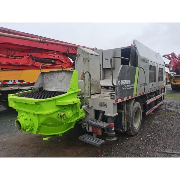 Zoomlion usó un camión de bomba de línea de hormigón con una boca de 100-26mpa con motor WP10G336E341
