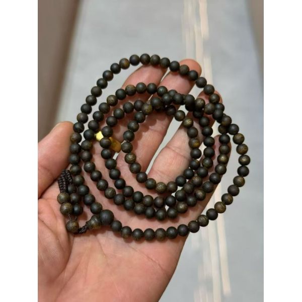 Square Agarwood Meditation Beads Durable Natural Scented Prayer Mala Beads for Spiritual Healing and Mindfulness Practice