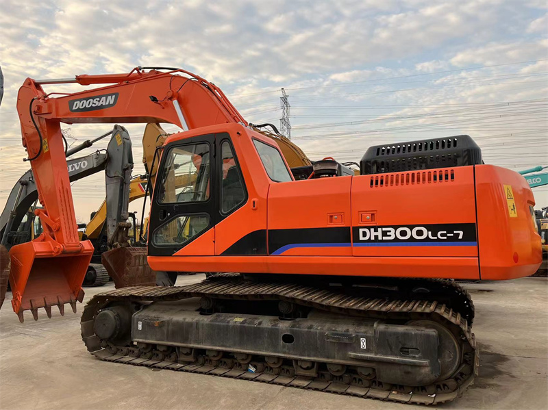 DH300 использовало тонну DH300LC-7 работая веса 30 экскаватора Doosan