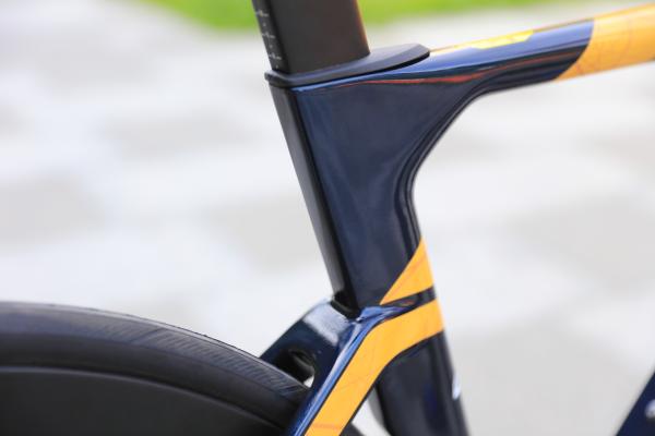 Bicicleta de estrada de borda de fibra de carbono A combinação perfeita de força e velocidade