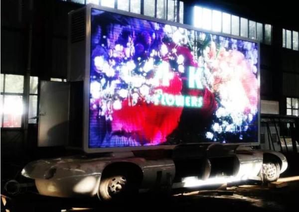 38400Hz Truck Mobile LED Display 1024 Resolution For Advertisement