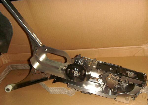 High Durability SMT Spare Parts Yamaha ZS Series 24mm Feeder KLJ-MC400-000