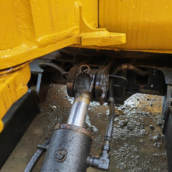 5 Ton Used Cat 305sr Used Mini Crawler Excavator Second Hand Mini Excavator