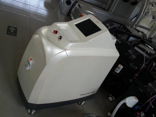 808 / 940nm Diode Laser Hair Removal Machine Laser Beauty Equipment