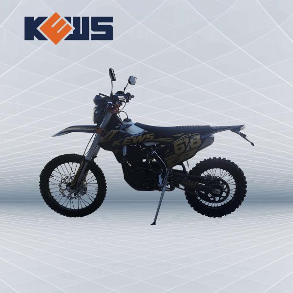 Black Motorcycle In Gold Sticker 300CC Euro 4 Motorcycles NC300S On Road Dirt Bikes