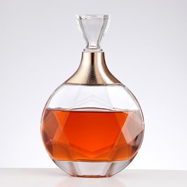 Body Material Glass 500ml Sealed Glass Bottle for XO Brandy and Whisky Collection