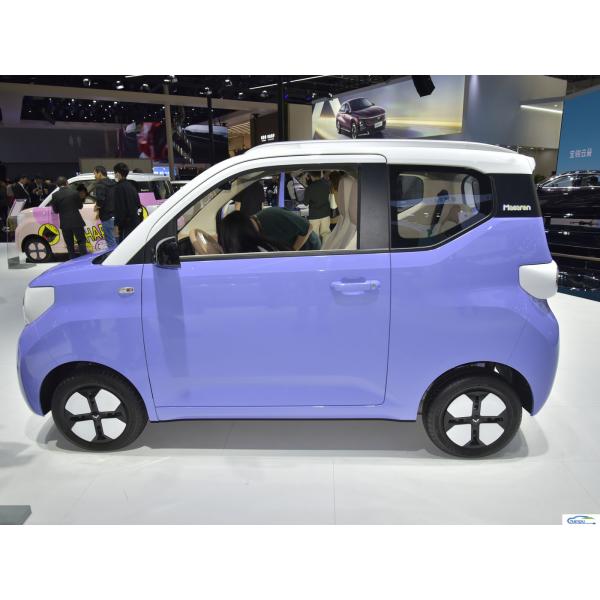 Energy Vehicle 2024 Wuling Hongguang MINI Macaroon 170km Ride-On EV Passenger Car