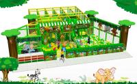 Un terrain de jeu intérieur à thème forestier stimulant le développement physique et cognitif des enfants