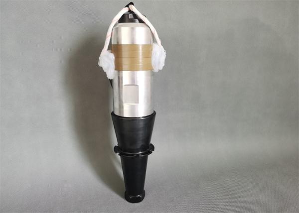 Oscilador de soldadura de Pizoelectric del ultrasonido plástico del soldador 15Khz con el aumentador de presión