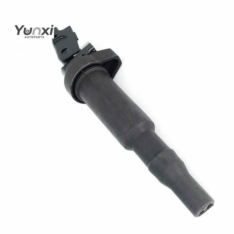 Auto Parts 0221504471 Ignition Coil for BMW 1 3 5 6 E60 E63 E81 E87 E88 E90 E91 E92 E93 F10