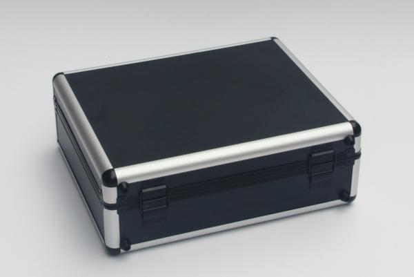 2,0 quilogramas de maleta de ferramentas de alumínio preta L 360 X W 240 X H 150mm 3 .8 MDF com o painel preto do ABS