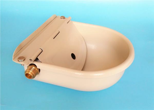 1.5L Capacity Small Plastic Drinking Water Bowl for Dairy Cattle Farm