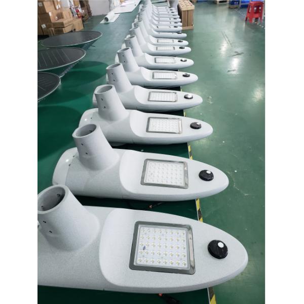 IP67 Aluminum High Power Outdoor Solar LED Street Light 50W - 150W DCL Approved