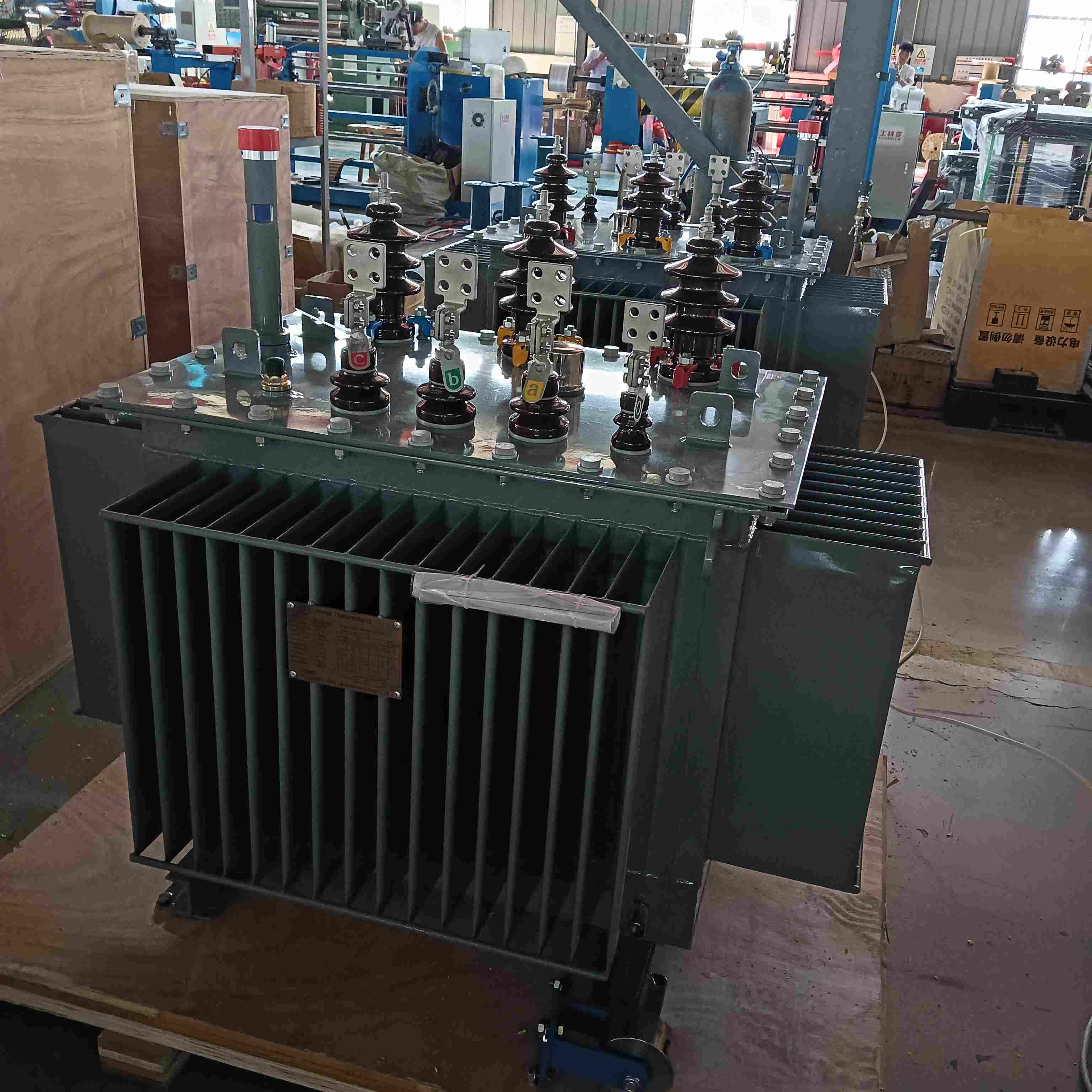 Voltage Control Oil Immersed Transformer with OLTC Tap Changer for Stable Power Distribution System