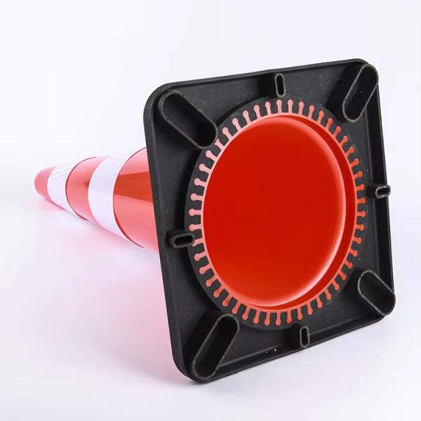 Base en caoutchouc de cône de danger de la circulation pour la construction