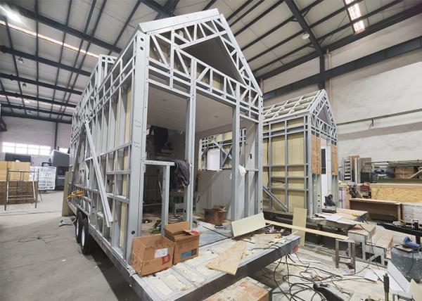 Estrutura Modular de Aço Leve Casa Prefabricada Pequena Em Rodagens Com Trailer Para Airbnb