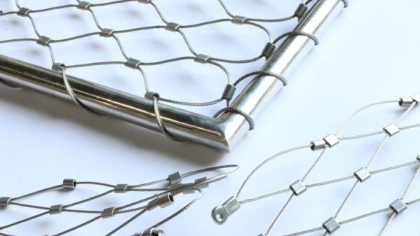 304 / 316 Stainless Steel Rope Mesh Easy Installation For Staircase Protection