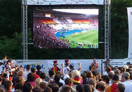 manutenção dianteira fora da parede video grande do diodo emissor de luz do ângulo de visão P10 para o evento de esportes do estádio