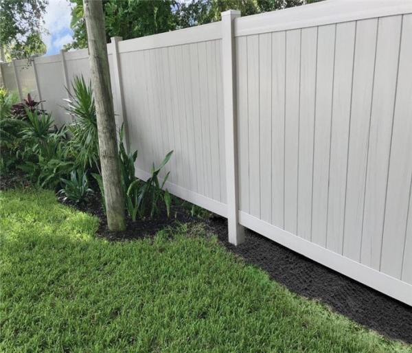 1.8m White Rigid Vinyl Privacy Fence UV Resistance Vinyl Privacey Fence