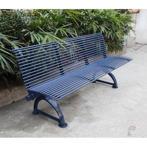 Металлические скамейки из мягкой стали на заказ с пескоструйным цинковым распылением