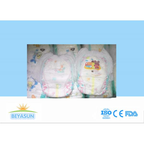 Les couches-culottes de catégorie B jetables, traction lève le pantalon de