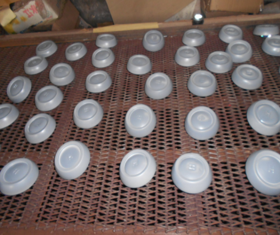 Высокоотражающее небольшое стеклянное дорожное стекло отражающее дорожное стекло солнечное мигающее свечение кошачьи глаза