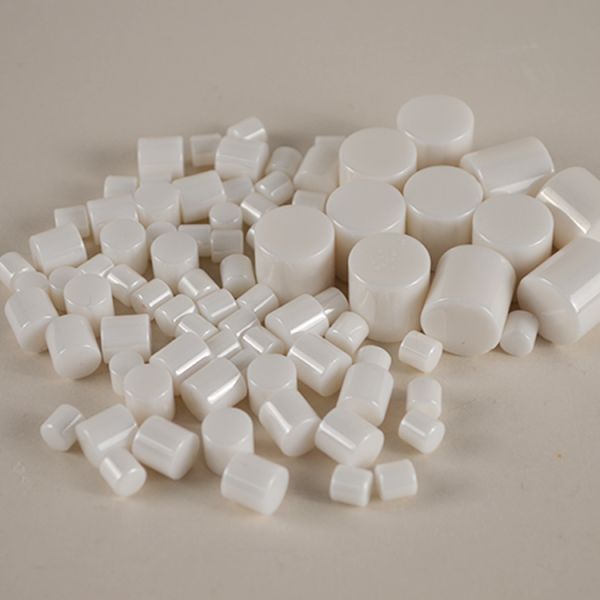 High Purity Zirconia Ceramic Bead Zirconia Grinding Balls Wear Resistant For Sand Mills