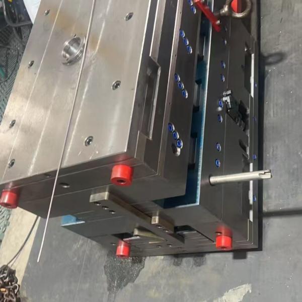 High Quality Cap Injection Mold Hot Selling Moulds