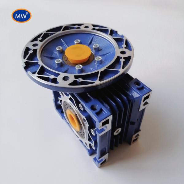 5 1 Ratio Gearbox Reducer with 200 RPM Output Speed and 500 Nm Output Torque for High Torque Industrial Applications