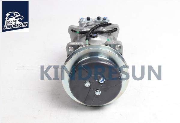KOMATSU 7H15 Excavator Compressor For Air Conditioner 23B-07-61112