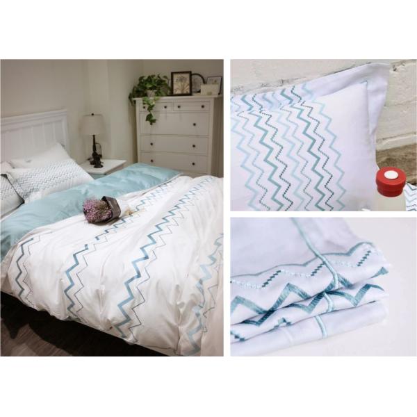 Soft Embroidered Light Blue And White Duvet Cover 4 Pcs For Home / Hotel