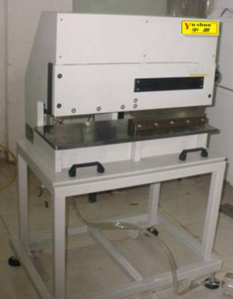 Machine 780mm x 500mm x 620mm de carte PCB Depaneling d'Assemblée de panneau en métal de sécurité