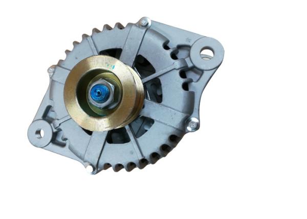 Cummins 6BT Diesel Engine Alternator C3972529 JFZ2703 / Motor Spare Parts