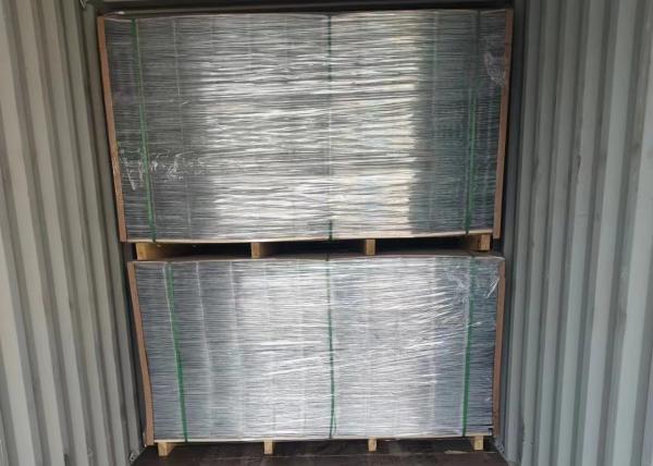 4x4 galvanizou o fio soldado de aço inoxidável Mesh Panel Perforated de 6mm