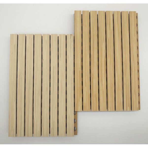 Salle de classe de l' école Panneau acoustique à rainures en ardoise en bois