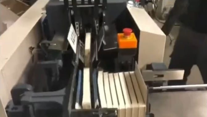 HX320 Book Flapping Machine For Cover Binding Finish Automatically Completes Block Front Cutting