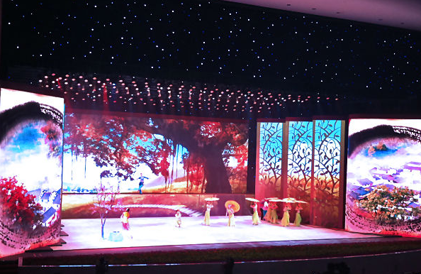 Super Light Portable Indoor P4 LED Screen RGB Aluminum Cabinet For Rental