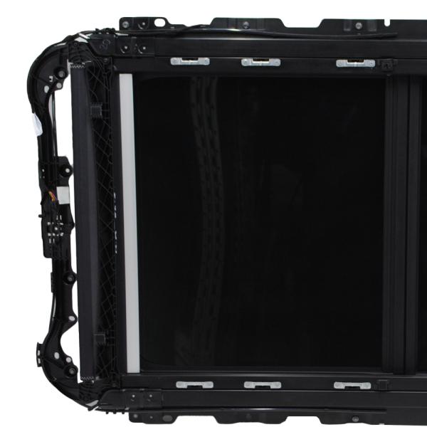 31484659 Замена стекла на крыше для V60 V60 Cross Country V90 XC60 XC90