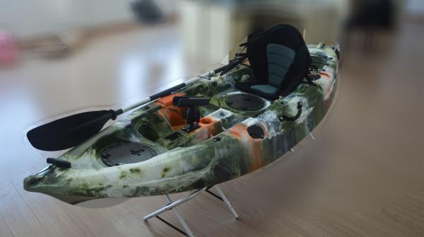 Customized Premium Kayak Fishing Boats , Youth Fishing Kayak 130KG  Loading Capacity
